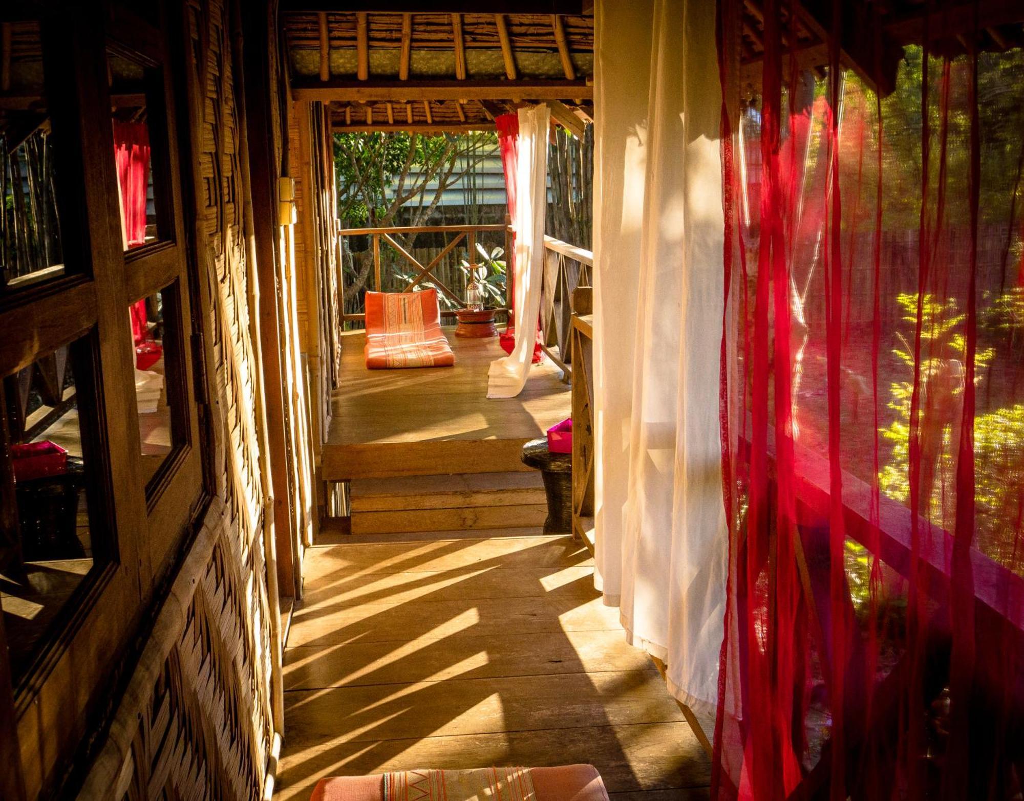 Sang Tong Huts Hotel Mae Hong Son Phòng bức ảnh